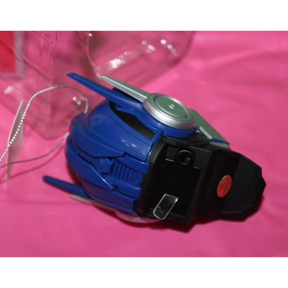 Carlton Heirloom Transformers Optimus Prime Head 063D 2013 Holiday Ornament - Picture 3 of 4